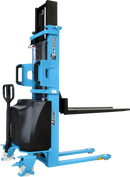 PE1026 - Empilhadeira Semi Elétrica